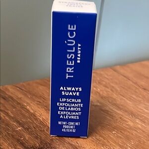 Tresluce Always Suave Lip Scrub